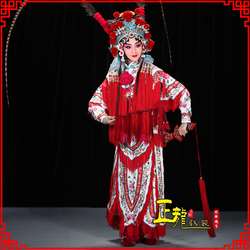 邯郸刀马旦改容战父 软绉镶边女改良靠